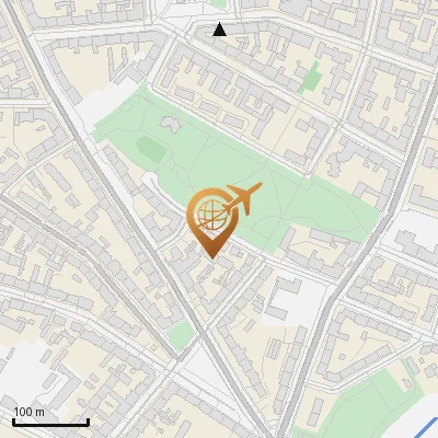 Foto zu Kirchhofstraße 31-32, 13585 Berlin